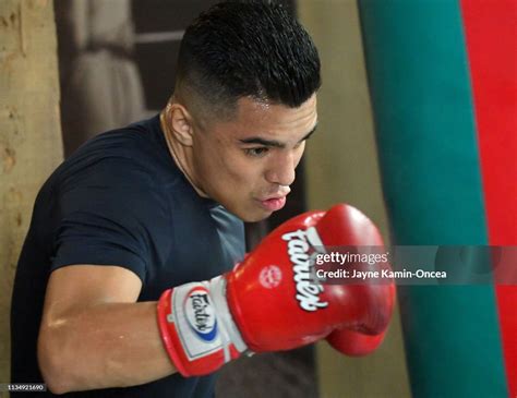 Adrián Granados .